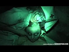 คลิปโป้ ฮาโลวีน2019 ไปล่าท้าผีโรงพยาบาลล้าง โดนซอมบี้นางพยามบาลนมใหญ่ จับเย็ดสะหายหลอนเลย