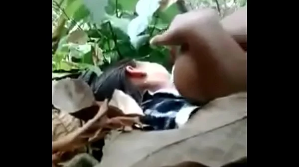 คลิปหลุดไทยคนต้ไม่มีค่าโรงแรม จอดรถข้างทางดูดนมแฟน เงี่ยนปัดเลยสิท่า