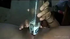 หลุดไทยช่วยตัวเอง ด้วยขวดน้ำอัดลม เงี่ยนหีคันหีแบบนี้คงช่วยได้เยอะเลย